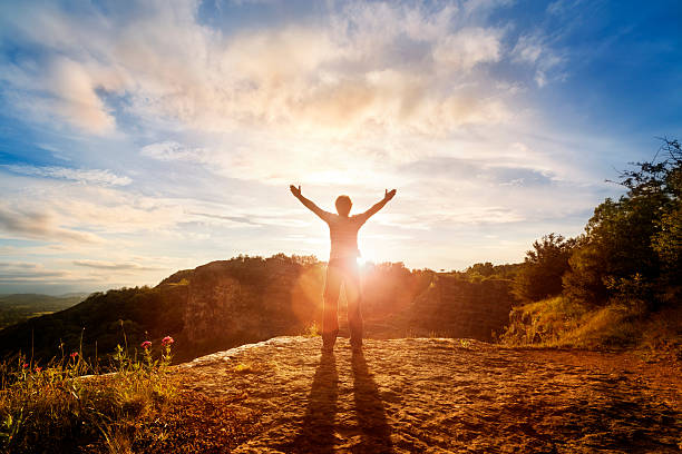 6 Acts of ‘Giving’ to Strengthen Your Recovery